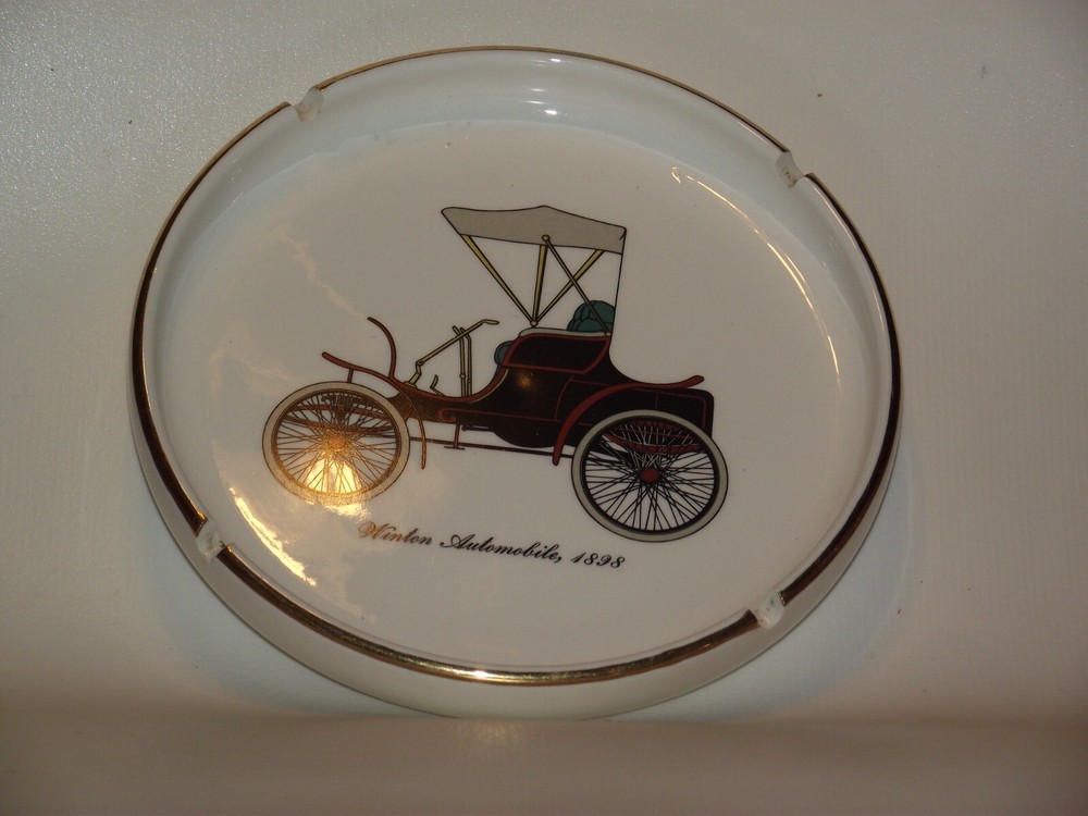 Vintage Winton Automobile Ceramic Ashtray