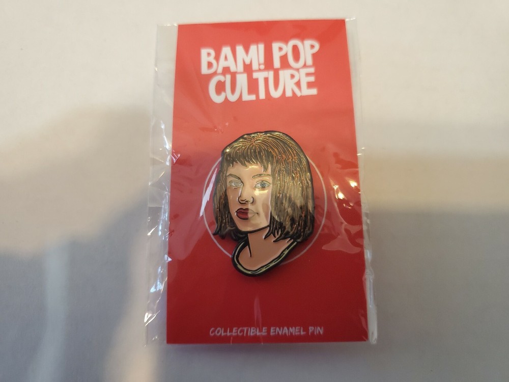Five The Fifth Element Leeloo Enamel Pin Bam Box Exclusive Brian Romero