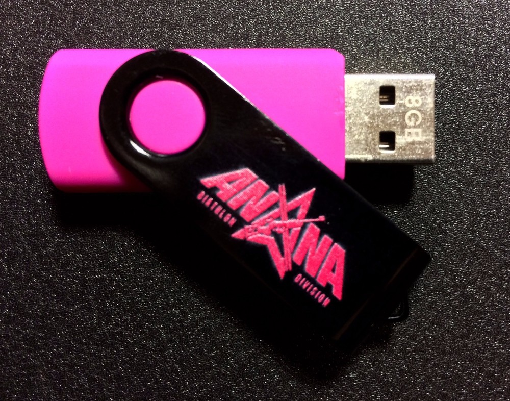 USB Flash Drive 8 GB - Fuchsia