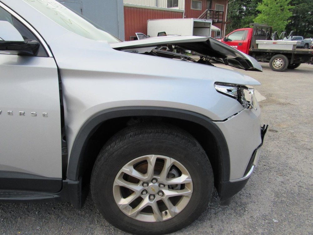TRAVERSE 2020 Glove Box 1062584