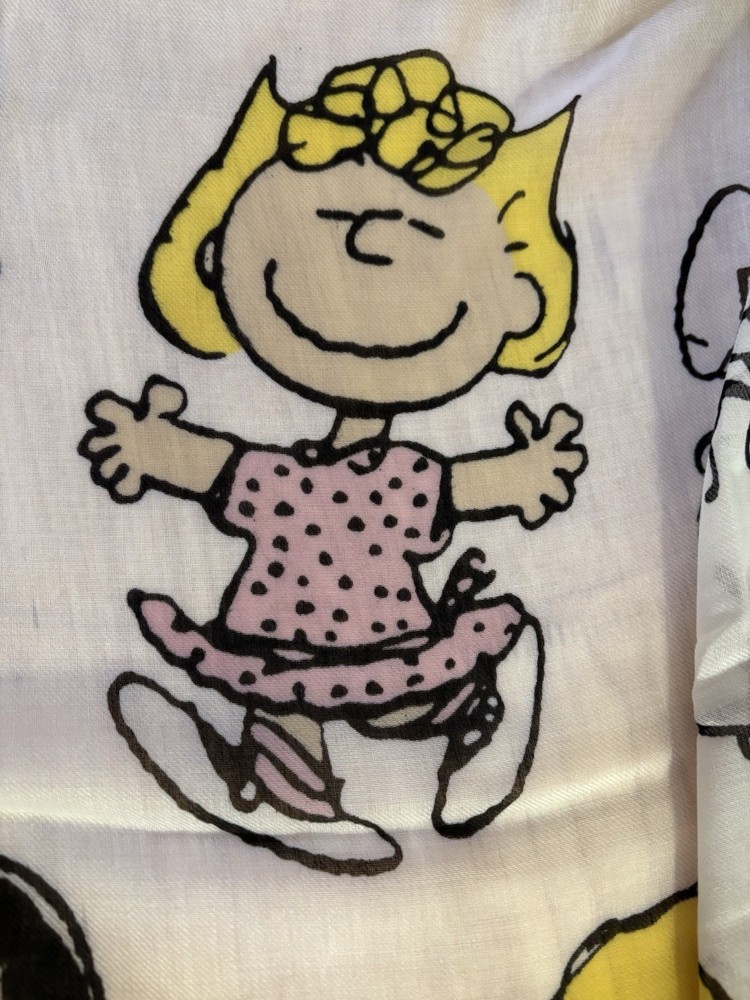Codello X Peanuts Snoopy Scarf