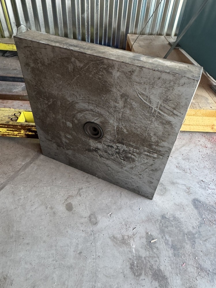 2008 Nuiger 50 ton hydraulic press