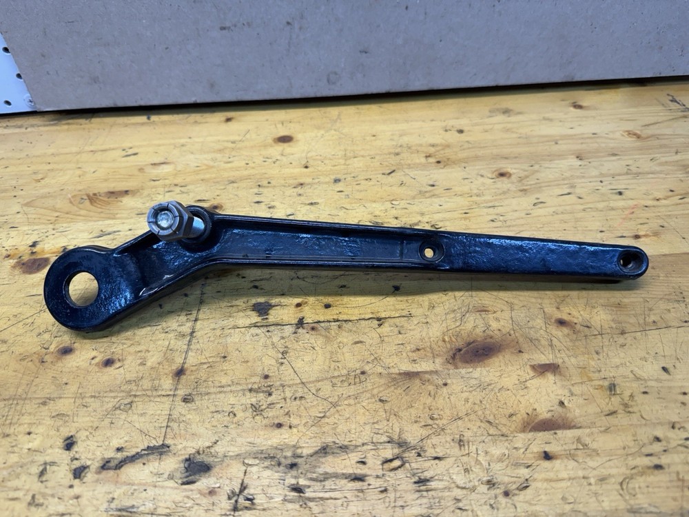 Harley-Davidson Exaust Support Mounting Bracket