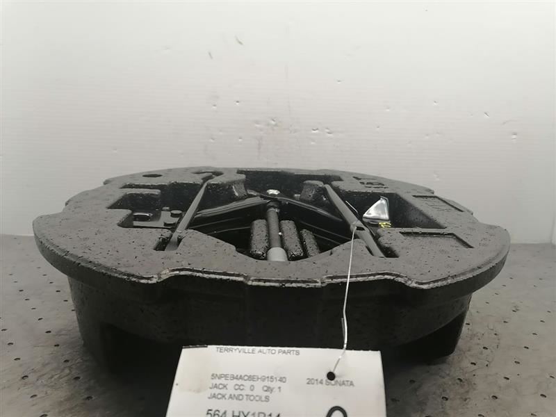 Jack and Tool Set Fits 2014 Sonata