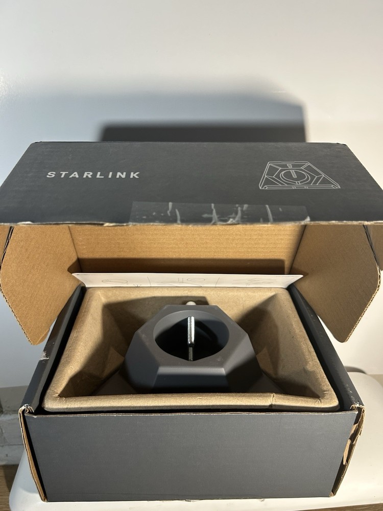 Starlink V4 Pipe Adapter