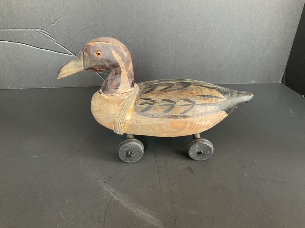 Vintage Solid Wood Decoy Duck Pull Toy