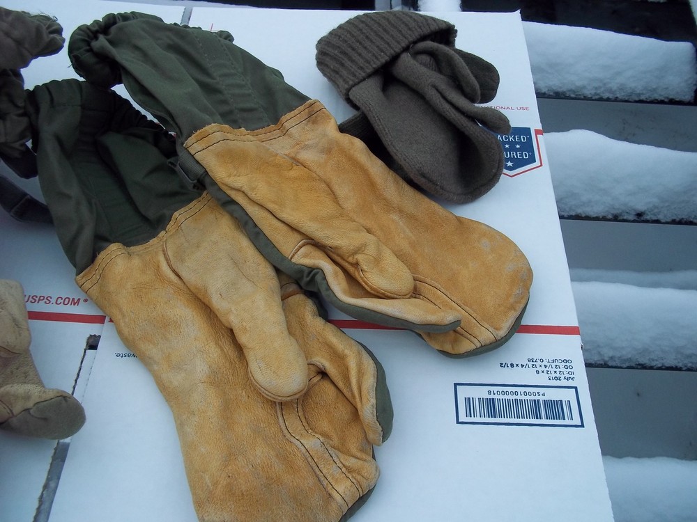 MILITARY SURPLUS TRIGGER FINGER MITTEN SET ARMY SHELL+ INSERTS SIZE MEDIUM