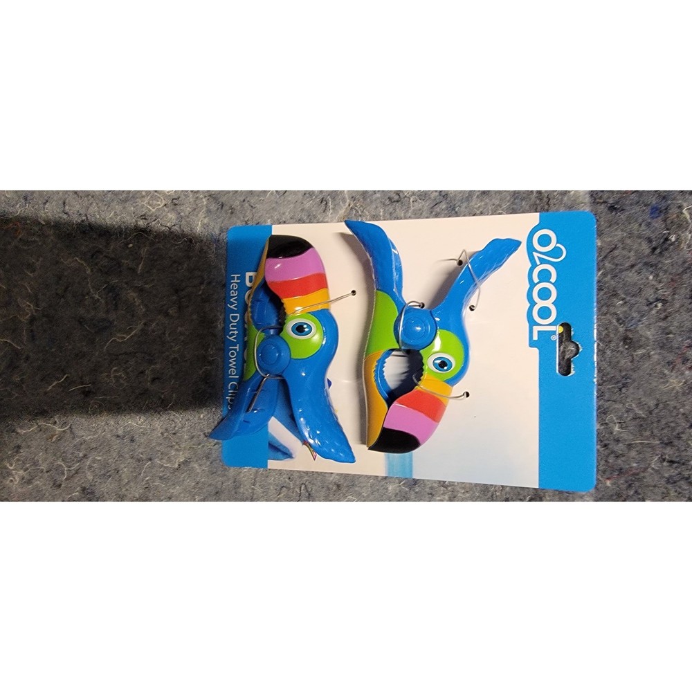 02 Cool Parrot Towel Clips