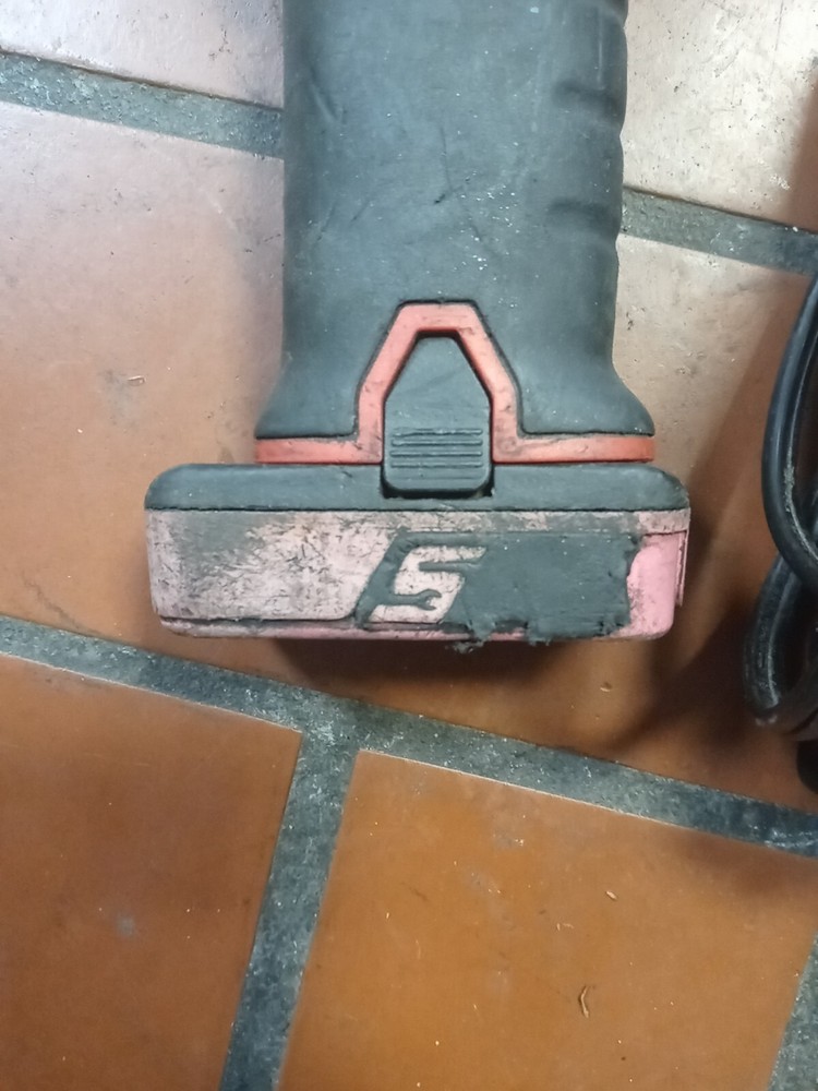 Snap-On Tools CTR761C 3/8" Ratchet + Battery & Charger