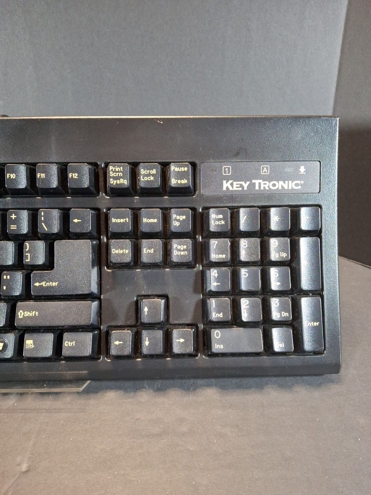 KeyTronic E06101P2NP PS/2 QWERTY Keyboard