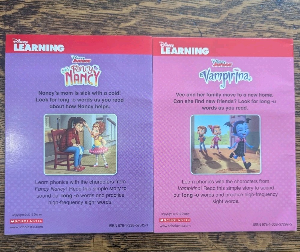 Disney Junior Phonics Reading Program Set 10 Books & 2 Workbooks