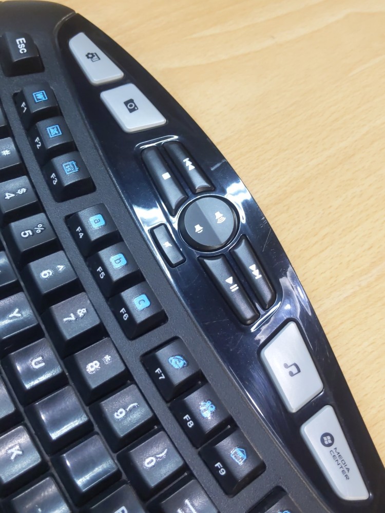 Logitech Wireless Wave Keyboard K350 & Mouse Set + M310 Mouse + USB Dongle A