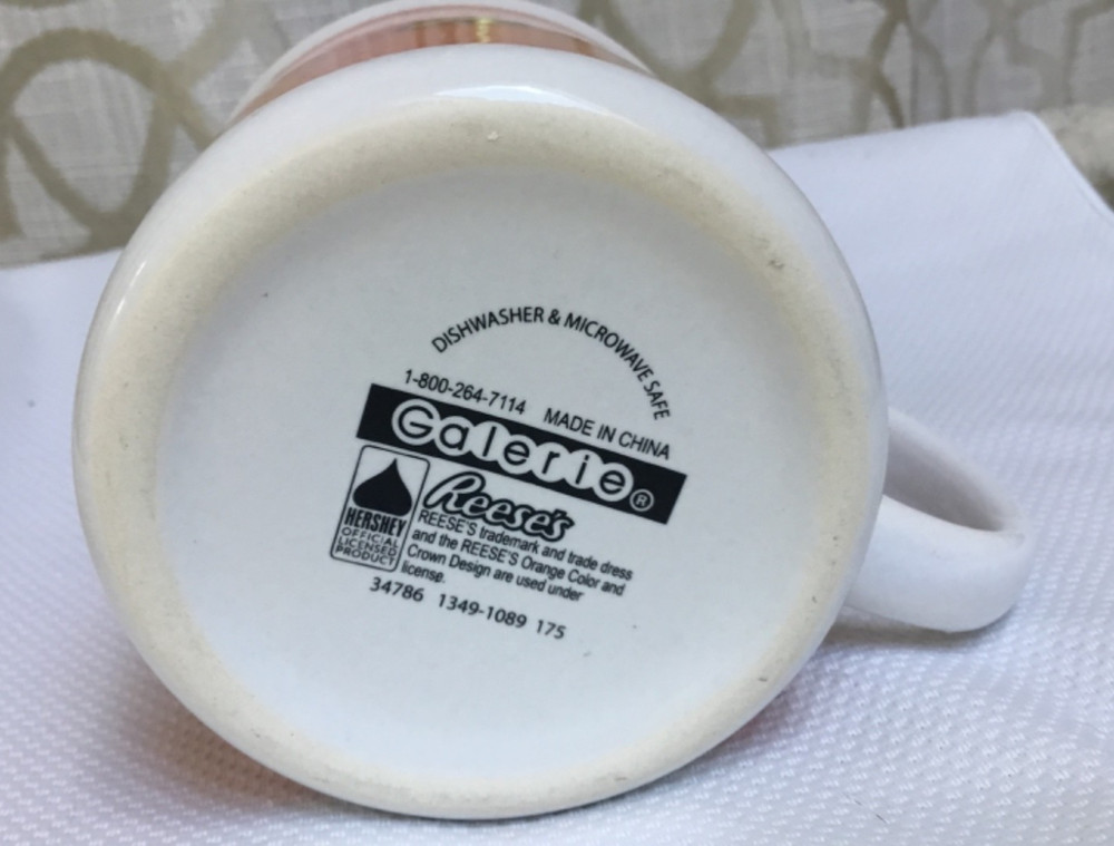 Nice, Genuine Hershey's Reese's Mug