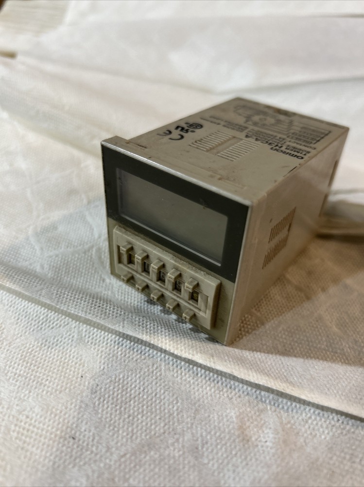 Omron H3CA-A Solid State Timer Relay H3CAA J5-1 (SP86)