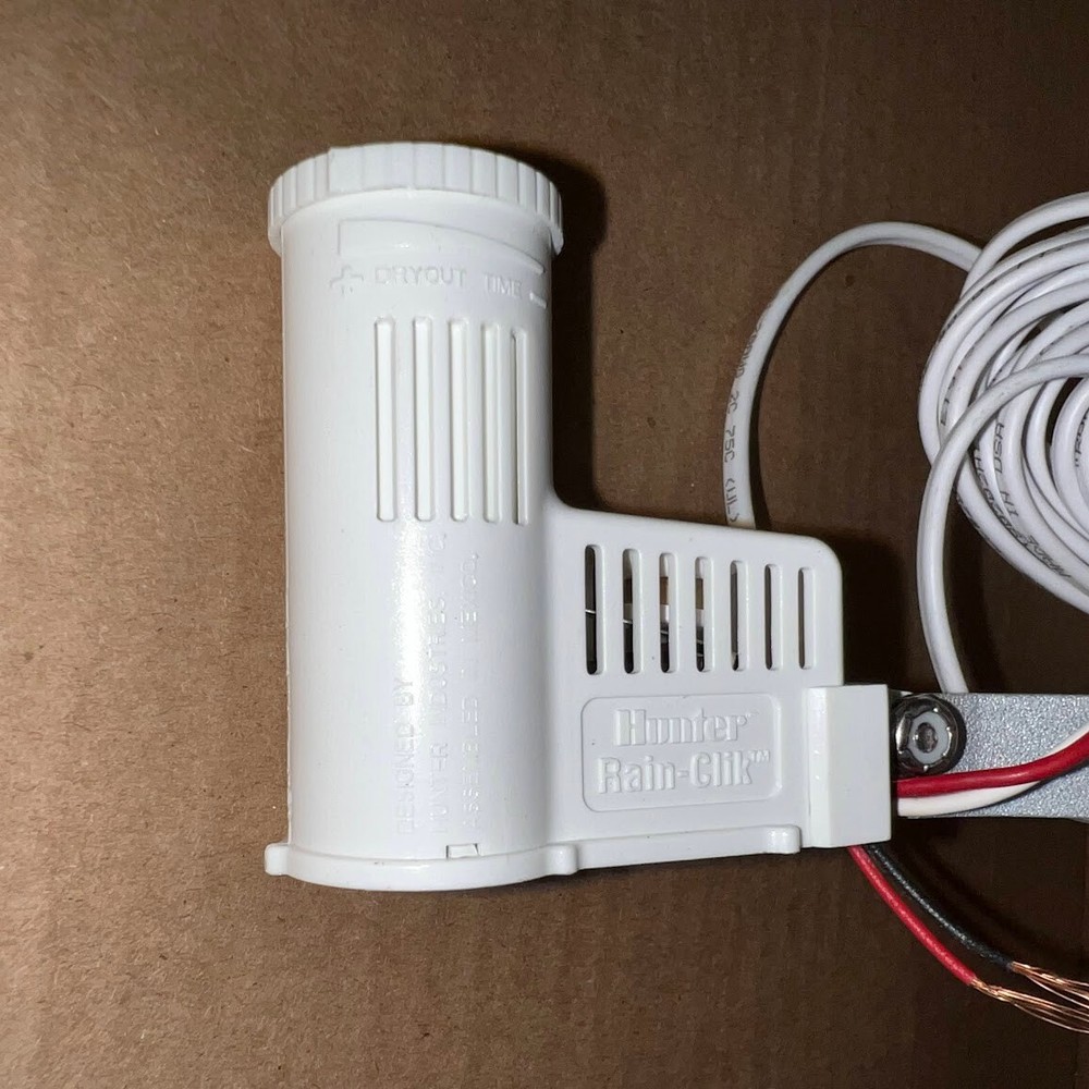 Hunter Rain-Clik Rain Sensor Hardwired w/ Bracket