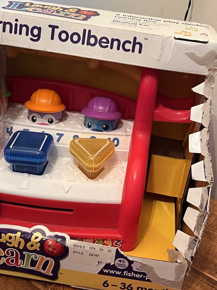 FISHER PRICE Laugh & Learn Learning Tool Bench - VINTAGE 2004 - NEW