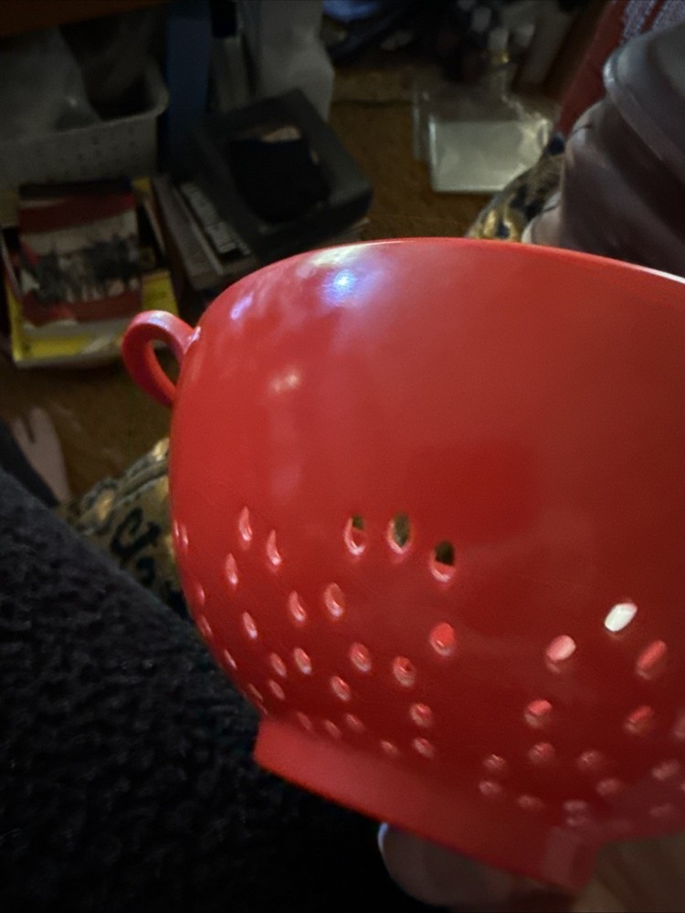 CULINARY ELEMENTS RED COLANDER 100% MELAMINE