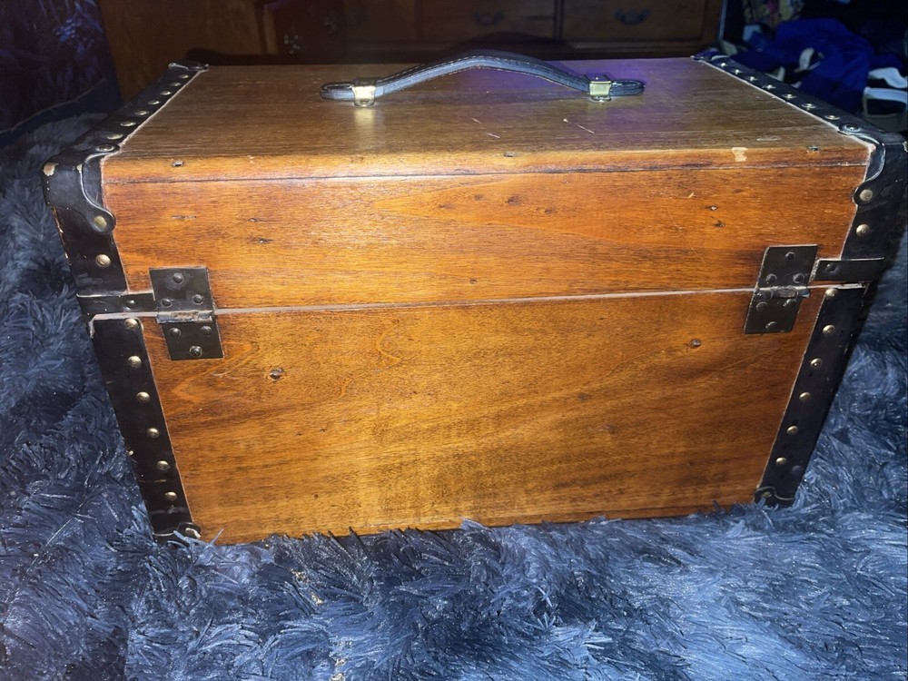 vintage trunks chests