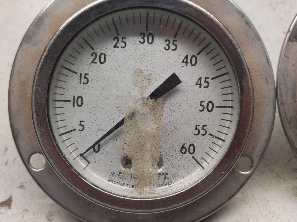 (3) ASHCROFT PRESSURE GAUGES