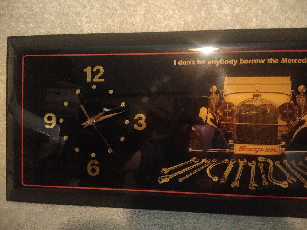 Snap-On Black Lacquer Plaque Clock - Mercedes