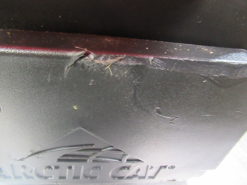2005 Arctic Cat 500 4x4 Auto TRV storage box/toolbox