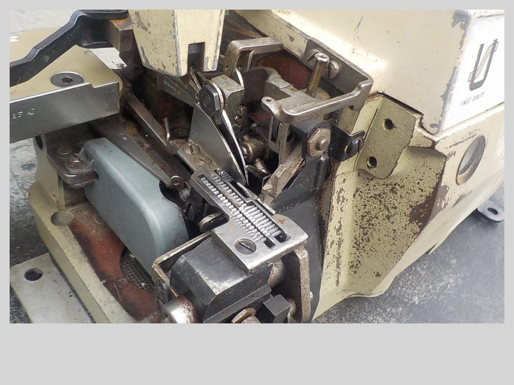 Industrial Sewing Machine Union Special 39-500 RF overlock