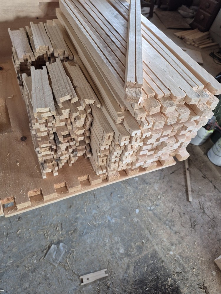 BEE HIVE FRAMES SHALLOW