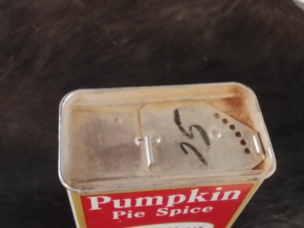 Schilling Pumpkin Pie Spice Tin 2 Oz Vintage