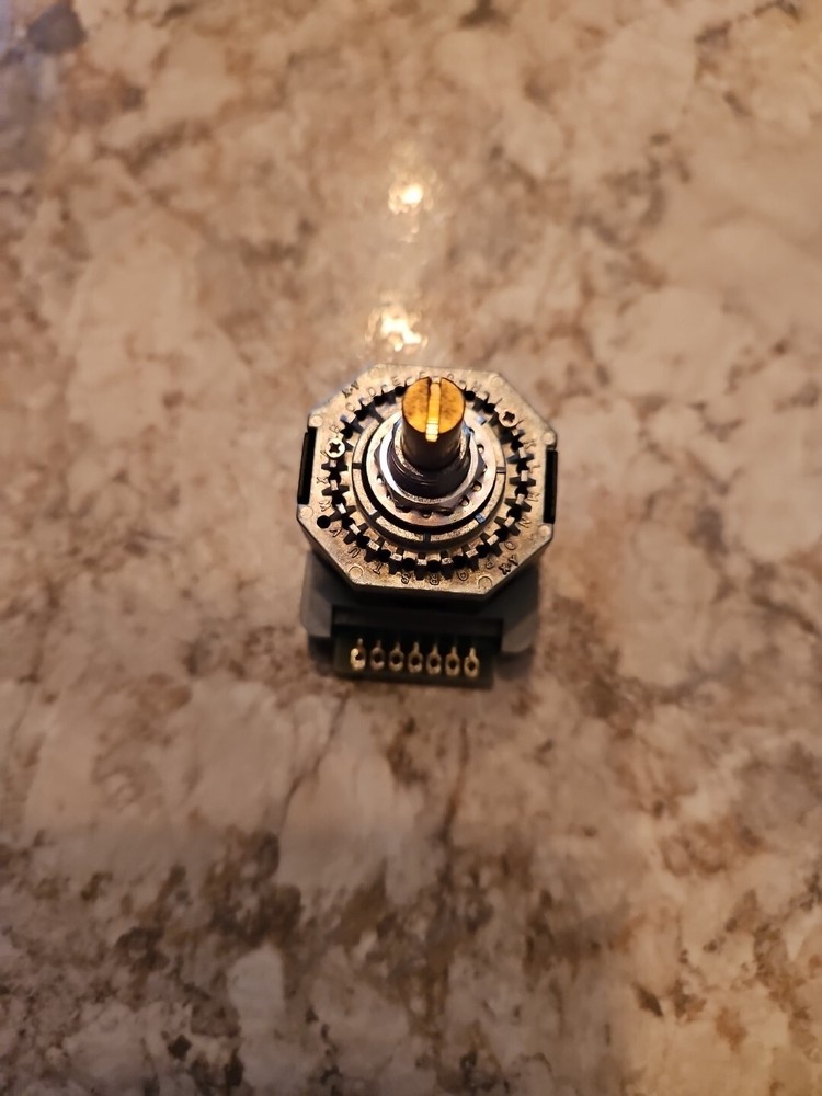 1PC rotary switch NEW FOR FUJI AC09-RY Band coding