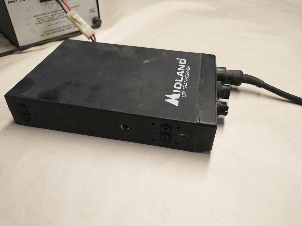 Midland model 77-104 CB Radio UNTESTED