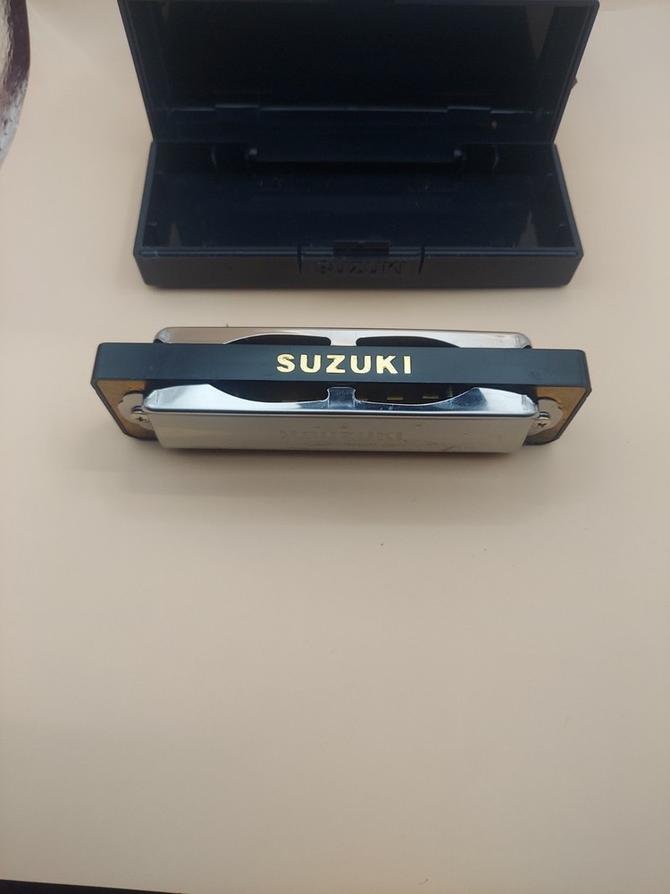 Suzuki Harpmaster Harmonica- Key of C