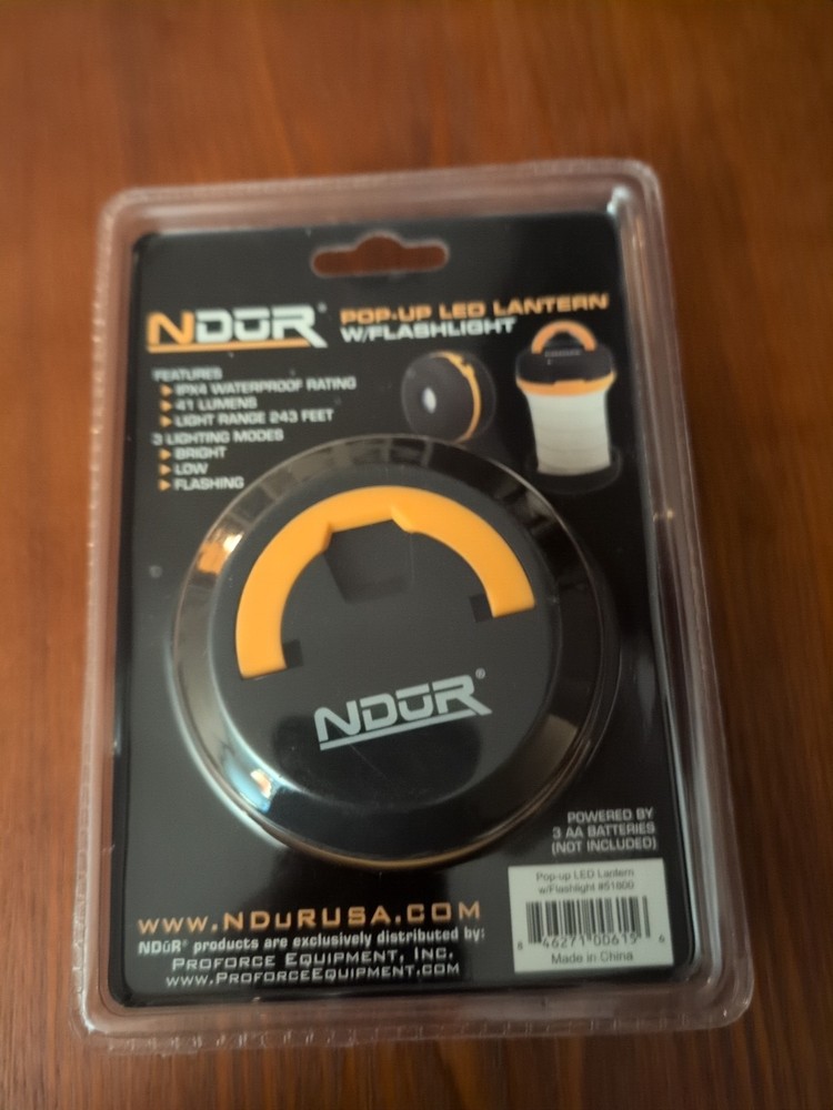 Ndur POP-UP LED LANTERN W/ FLASHLIGHT