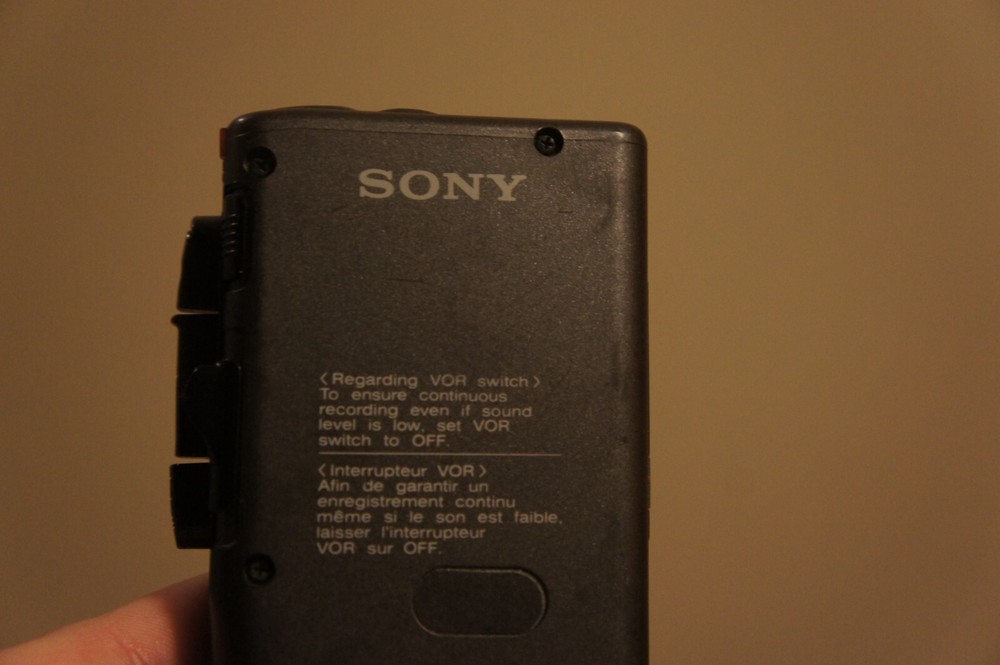 Sony M-529V Handheld Microcassette Recorder - Untested