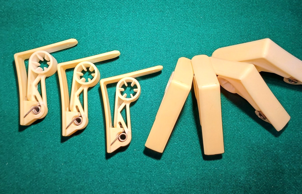 SPRING-LOADED TABLECLOTH CLIPS. SET of 17