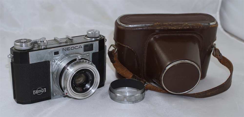NEOCA 35 2S Double Stroke Rangefinder Camera w/ Hood & Case