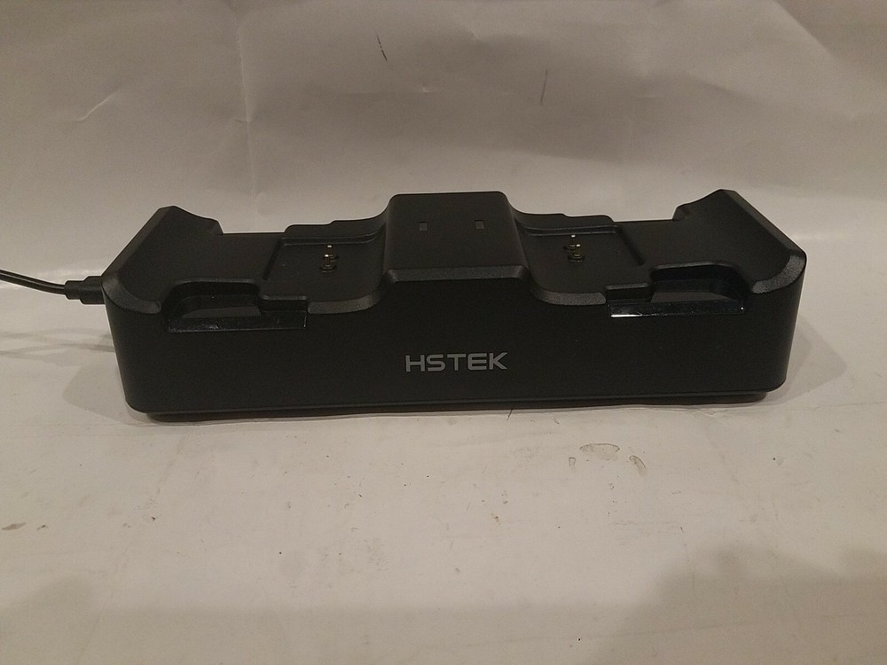 DUAL CHANNEL WIRELESS CONTROLLERS CHARGER SC-XS2