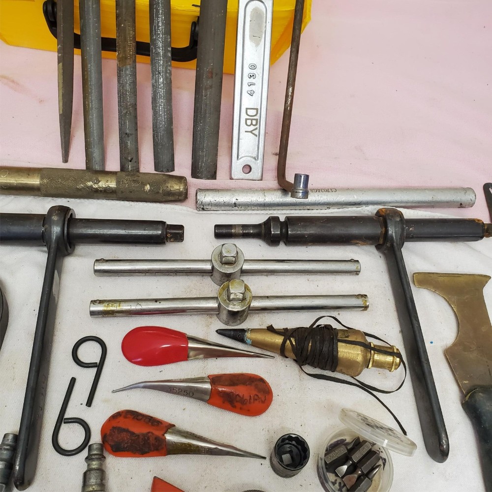 Misc. Lot of Compressed Air, Hook Tools