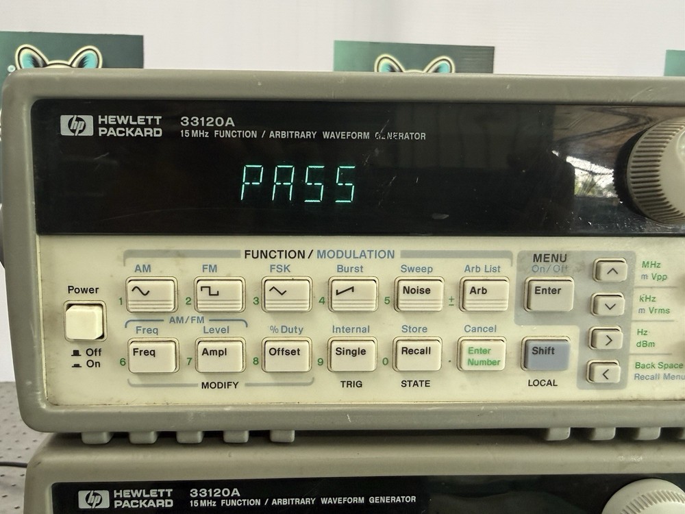 HP 33120A 15MHz Function Arbitrary Waveform Generator Tested Output Qty 5