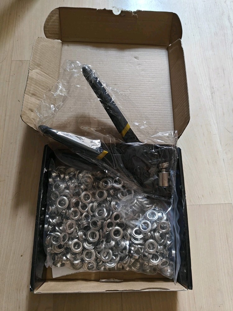 Hapden Grommet Tool Kit 10mm - Open Box