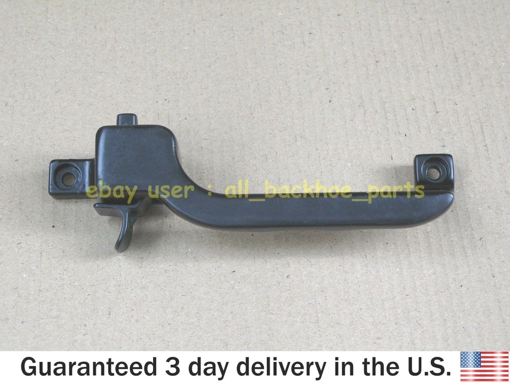 JCB BACKHOE - LEFT HAND LATCH HANDLE REAR WINDOW (PART NO. 331/28233)