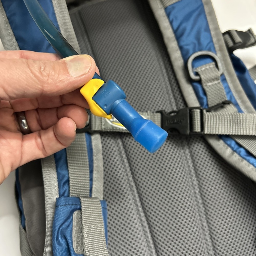 CAMELBAK Cloud Walker Hydration Backpack 70oz Black & Blue Hiking Pack