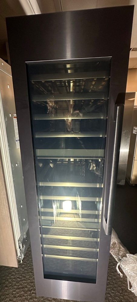 Dacor Contemporary 24" Panel-Ready Tri-Zone Wine Column - DRW24980LAP