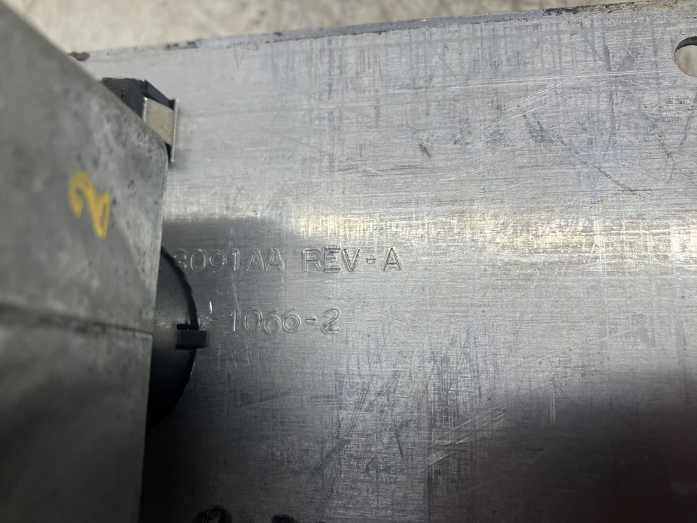 2002-2006 Kenworth T800 SWITCH Dash Panel - Used