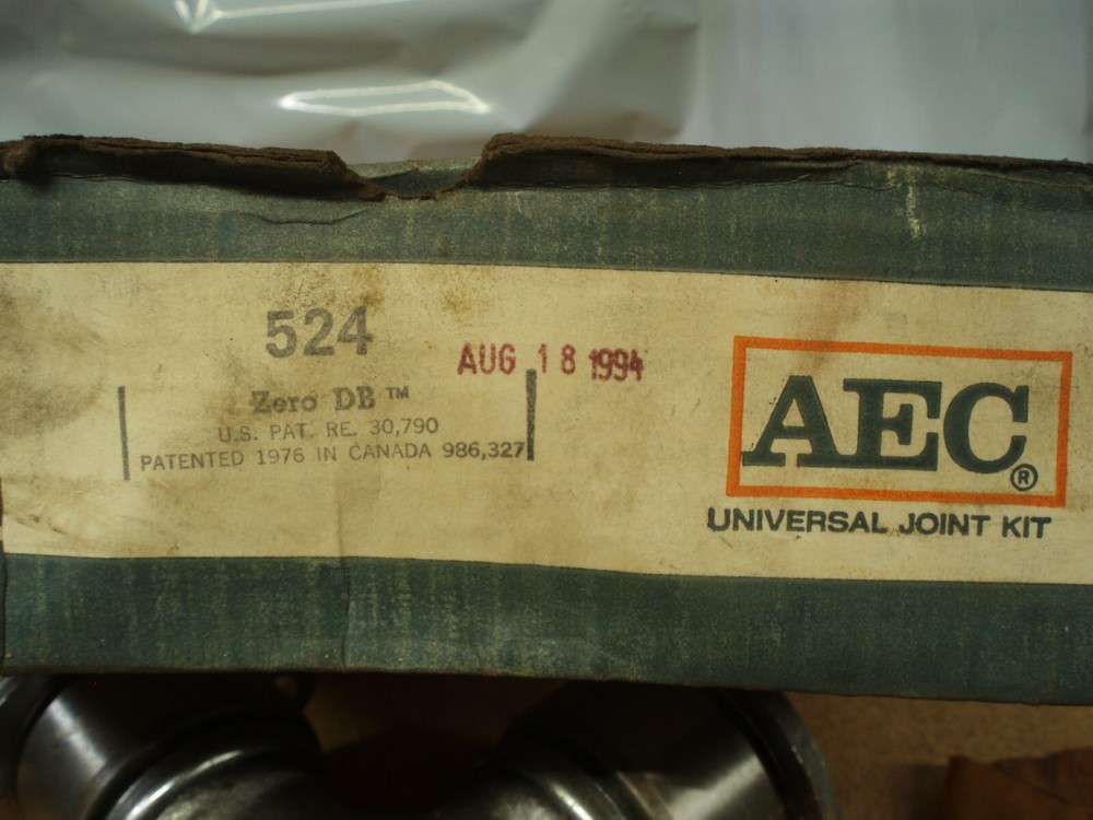 AEC 524 UNIVERSAL JOINT / U JOINT AS SHOWN