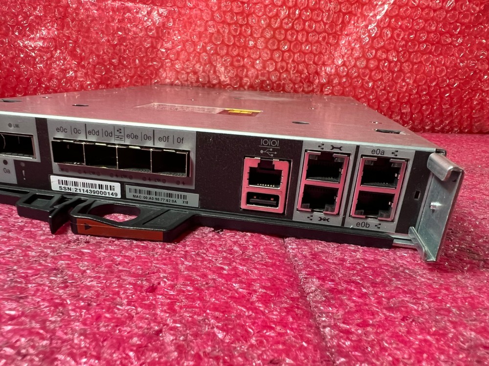 NETAPP 111-01324+C0 Controller Module SASWWN FCWWN