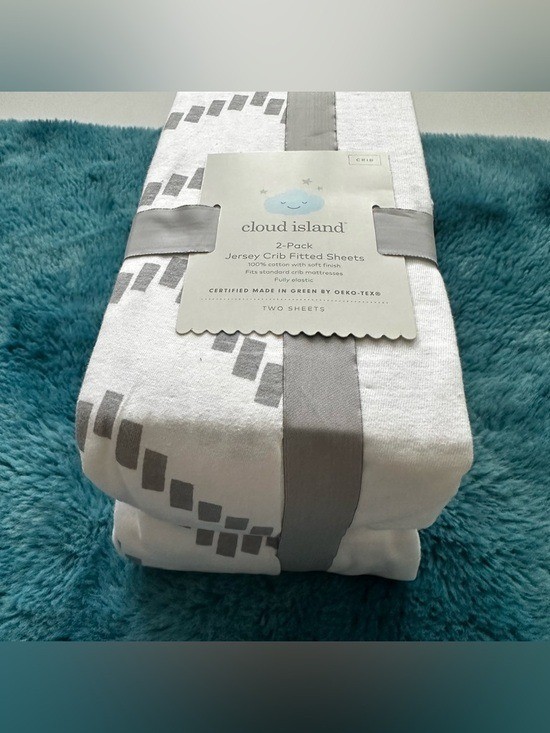 cloud island Jersey Crib Sheets 2-Pack in White and Gray