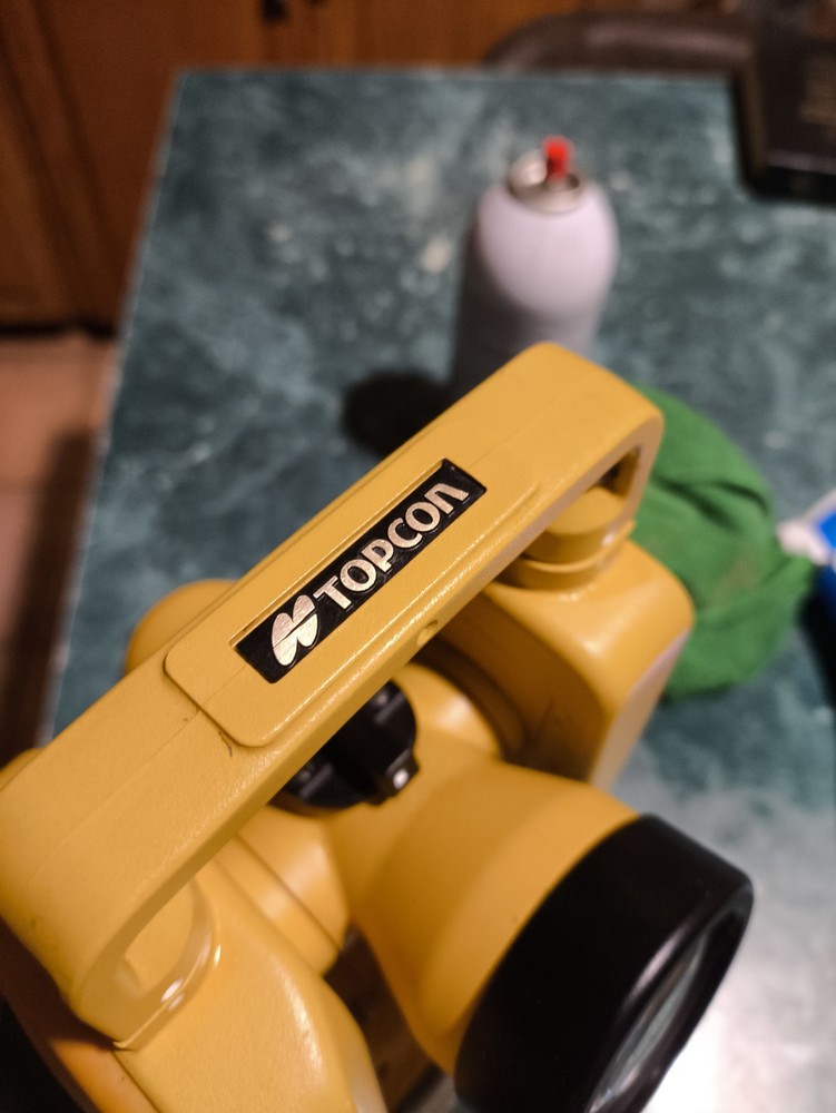 Topcon DT-05A digital Theodolite used