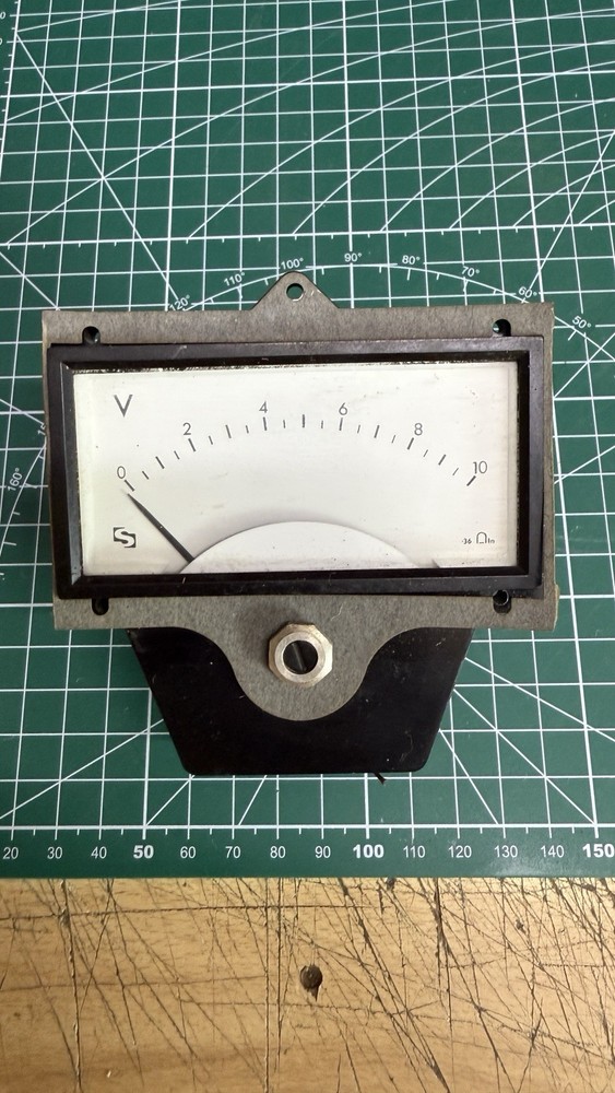 VINTAGE VOLTMETER - BRITISH