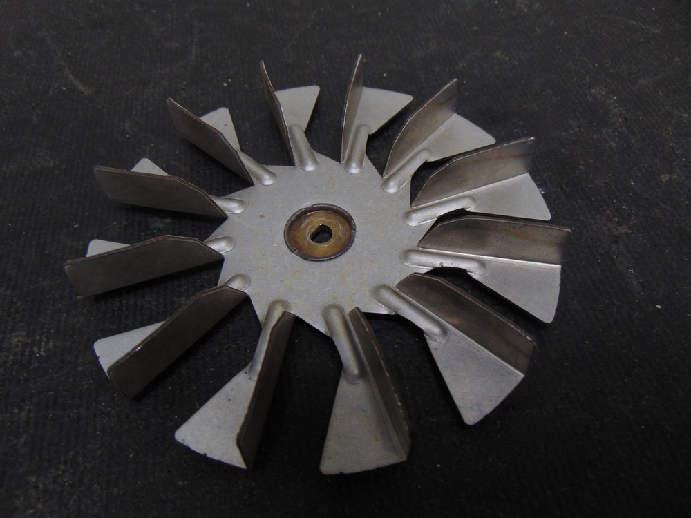 GE Range PB920DT1BB Fan Blade WB02T10289