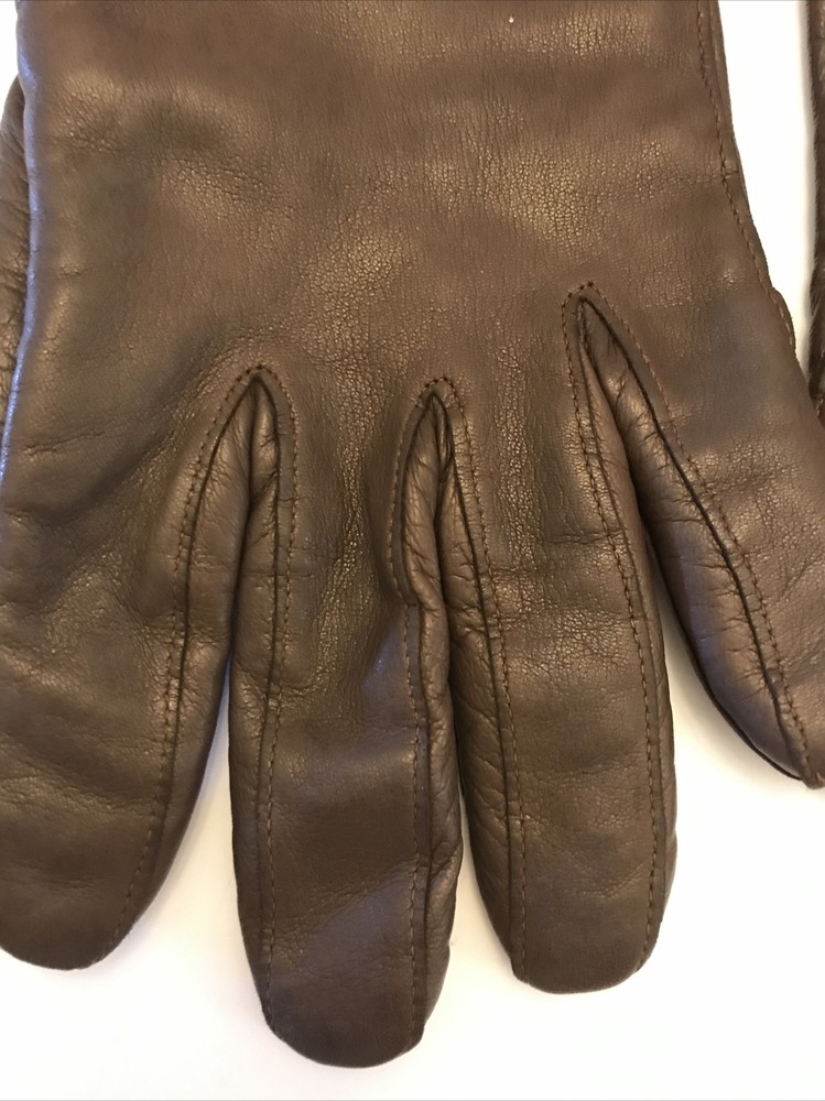 beautiful brown lady gloves medium length 